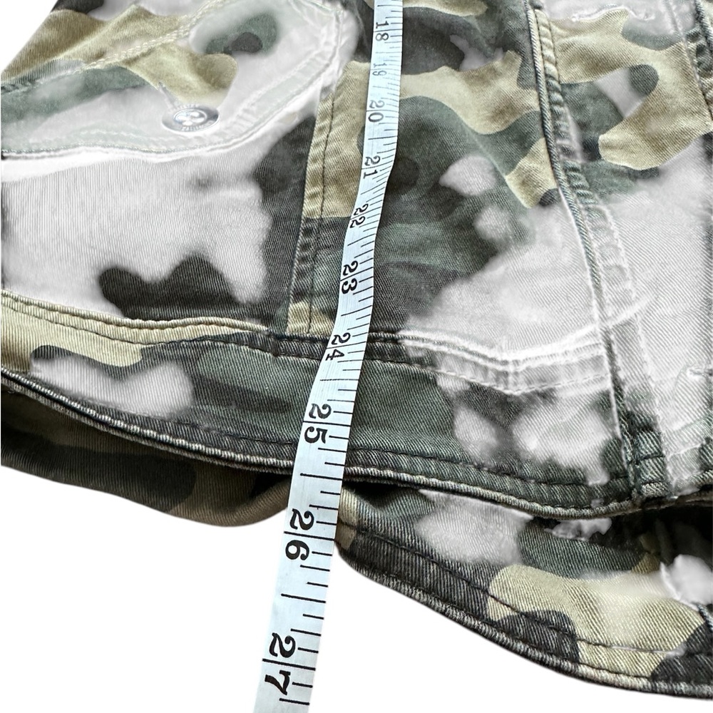 Hollister Green and Tan Utility Jacket Camouflage Style - Picture 6 of 8